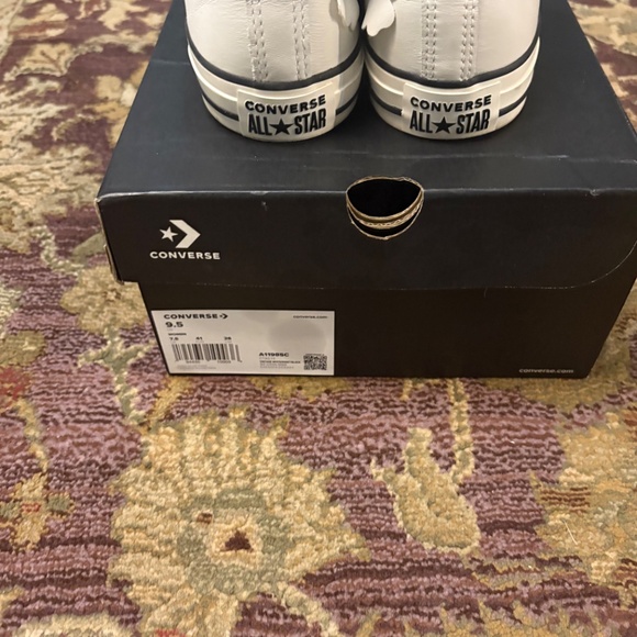 Converse Leather Sneakers - Picture 4 of 7